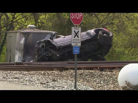 Amtrak train collides with pickup truck in Virginia