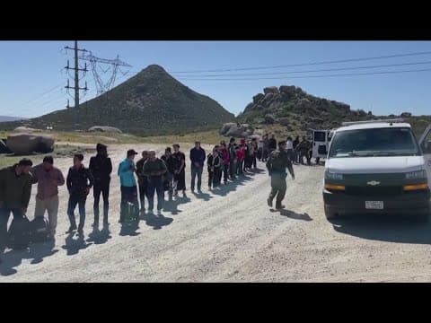 White House plans to propose tougher standards for migrants seeking asylum