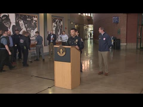 Police: 4 killed, at least 8 injured in Louisville bank shooting