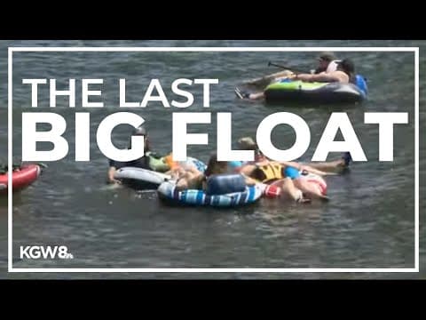 Thousands come out for last Big Float on the Willamette River