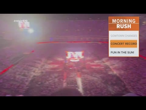 George Strait sets record at Kyle Field