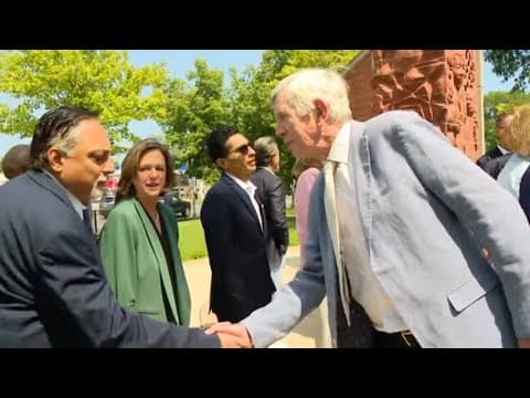 Indiana Democrats meet with Texas Democrats in Chicago regarding redistricting proposals