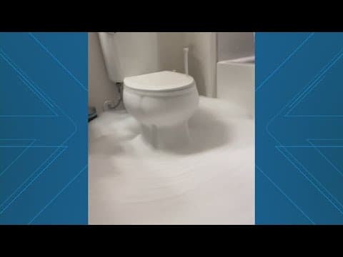 Suds coming from toilet turns woman's bathroom into bathtub
