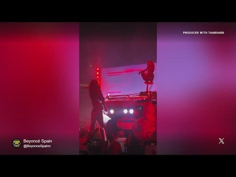 Beyoncé brings Megan Thee Stallion out for Savage remix performance