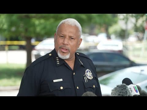 Knife-wielding man fatally shot by police in Dallas, officials say | Full press conference