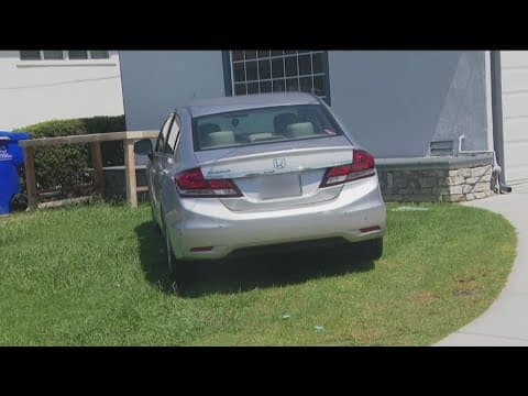 College Area neighbors frustrated with students parking cars on lawns