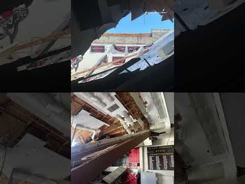 Oregon high school gym roof collapses under 700K lbs of snow #news #weather