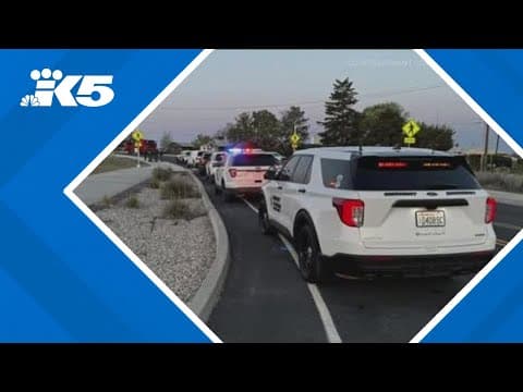 BREAKING: Deadly crash closes Lakeshore Dr. in Moses Lake