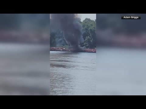 2 people killed in helicopter crash on Mississippi River