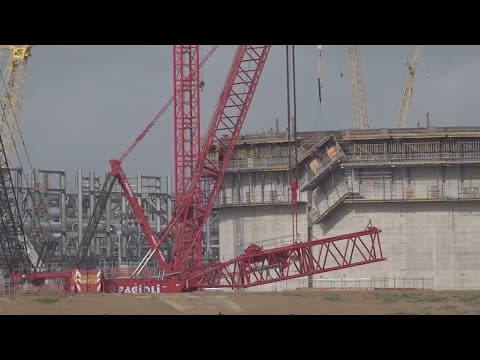 Son witnessed his father fall to his death at Port Arthur construction site, Houston attorney says