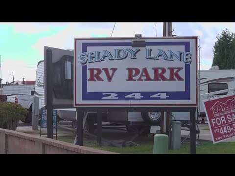 Man fatally stabbed crashes car into El Cajon mobile home