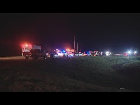 3 EMTs released from hospital after head-on crash with truck near Newark