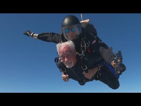 Air Force Veteran goes skydiving to celebrate his 90th birthday