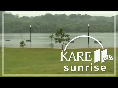 Stillwater closes bridge as St. Croix River rises