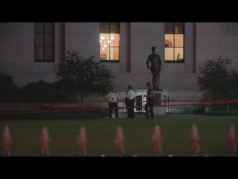 One dead in shooting on Ohio Statehouse lawn