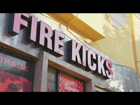 Smash and grab burglars target San Diego high-end shoe stores