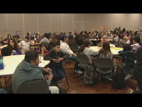 Middle schoolers get hands-on with STEM education at UCSD