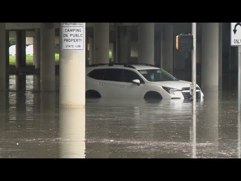 Rain brings flooding to parts of Texas