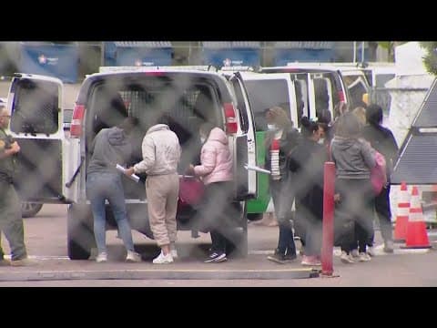 Number of migrant beds cut in San Diego