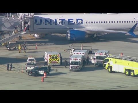 United Airlines flight makes emergency landing in San Diego after external battery catches fire