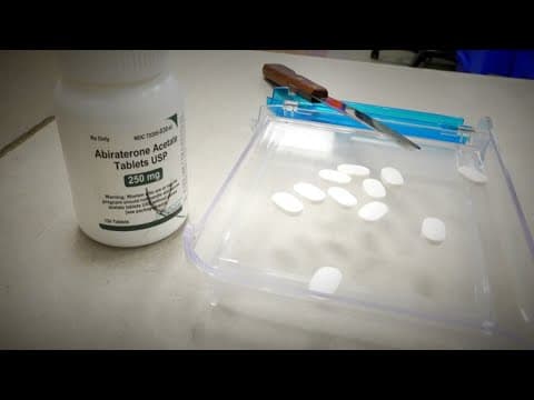 4 tips to save money on pharmacy medications