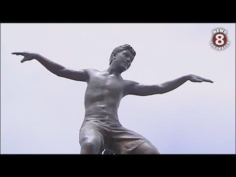 Magic Carpet Ride (Cardiff Kook) sculpture unveiled 2007