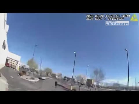 Horseback police chase caught on camera