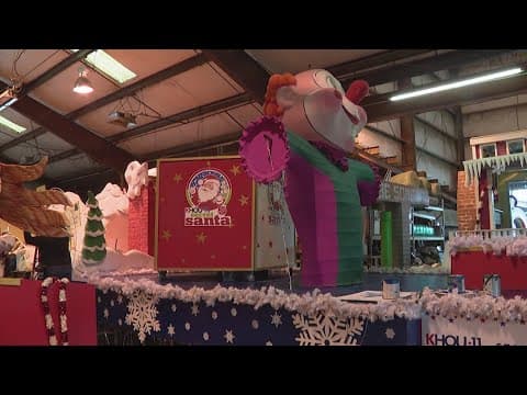 Final touches being put on this year's H-E-B Thanksgiving Day parade
