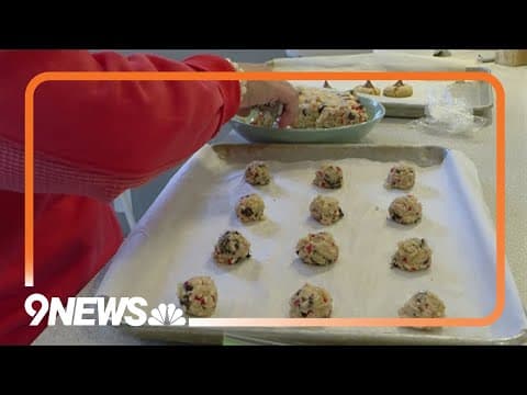 'Christmas Cookie Queen': Minneapolis woman spreads holiday spirit by baking thousands of cookies