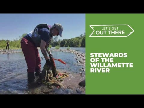Volunteers clean up Willamette River