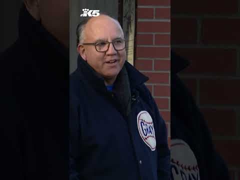 More bronze monuments stolen in Seattle