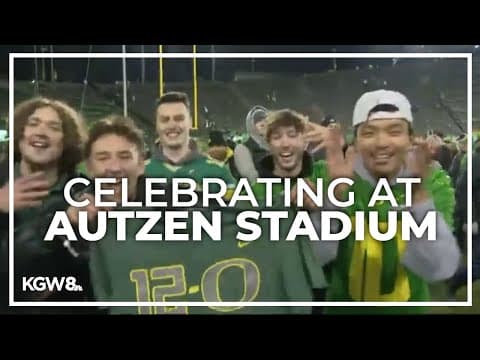 Oregon Ducks defeat Washington Huskies