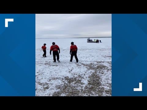 20 people rescued from ice floe in Lake Erie, Coast Guard says