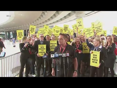 United Airlines flight attendants vote overwhelmingly in favor of a strike