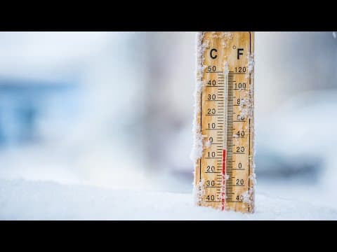 Snow falls around Portland metro area