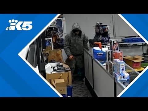 Lakewood collectibles store burglarized again