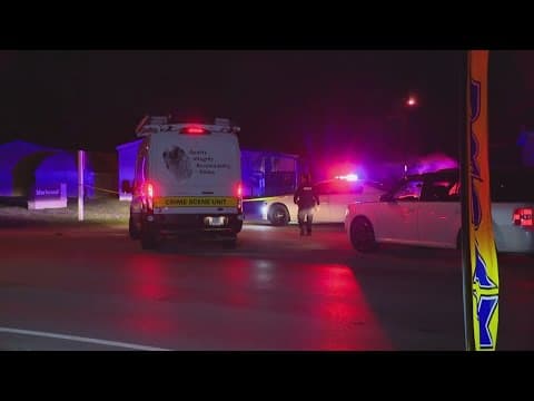 Triple shooting leaves man dead, 2 injured