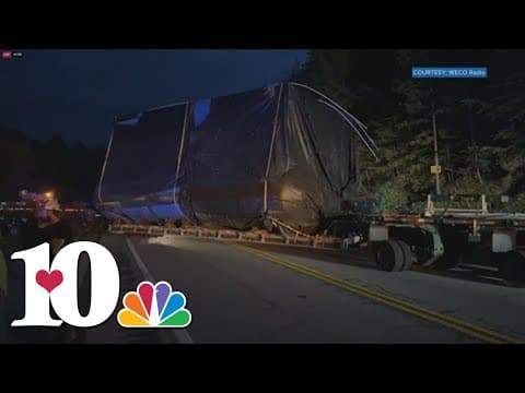 Highway 27 blocked in both directions near Wartburg due to stuck 'heavy equipment,' police say
