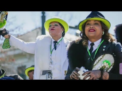 Mayor reimbursed consultant for clothing purchases; used campaign funds for 'image consulting'