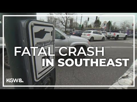 Pedestrian killed in crash in southeast Portland