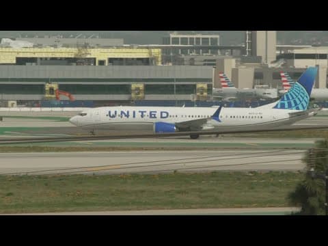 Microsoft outages ground flights due to communication issues