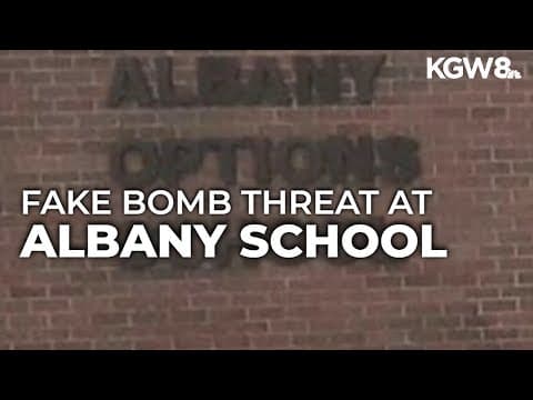 Teen arrested for alleged bomb threat at Albany school