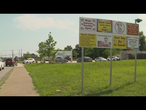 Controversial sign sparks heat over food dyes as Arlington snow cone stand owner keeps her cool