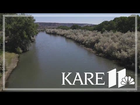 St. Mary's college students discovering liquid 'jewels'