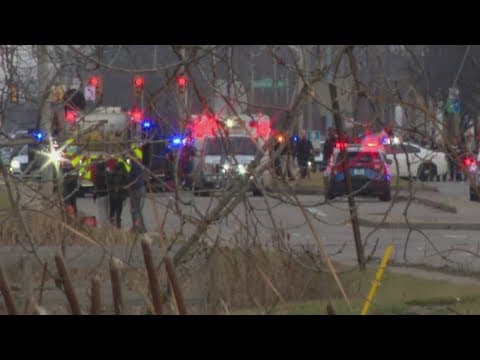 Police pursuit in ends in gunfire, suspect dead