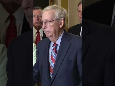 Mitch McConnell freezes during news conference #shorts