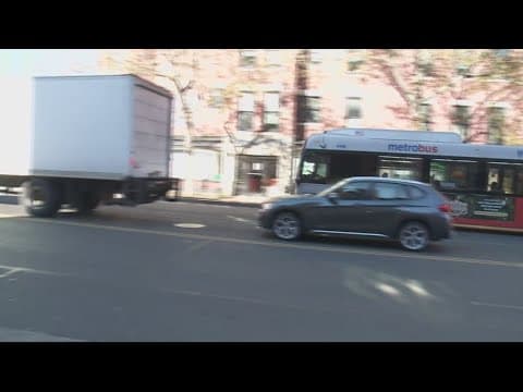 DC is about to start fining you for blocking bus lanes and bus stops