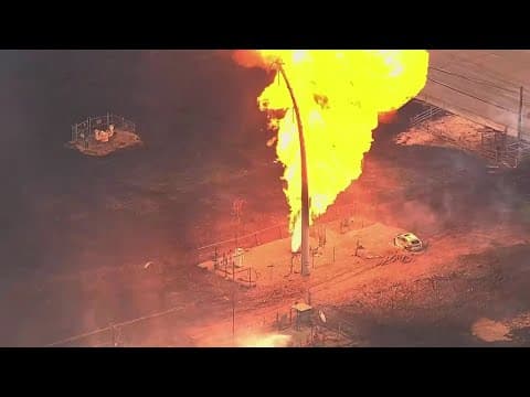 Pipeline fire continues to burn near Houston