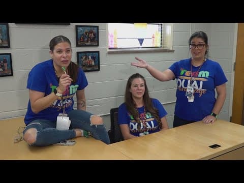 Puerto Rican sisters bring family spirit to Tennessee school