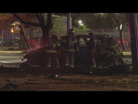 Police investigating deadly fiery crash in southeast Houston